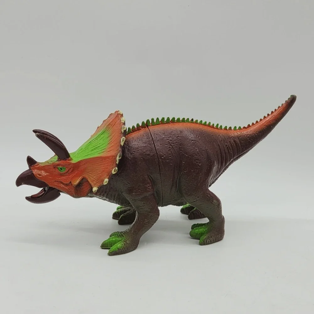 Chompsaur Chomping Mouth Dinosaur Triceratops Orange Green